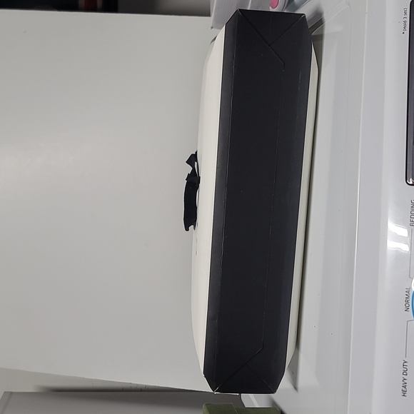 GUCCI 2 Empty Shoes boxes + 1 paper Gucci bag. - Picture 3 of 12